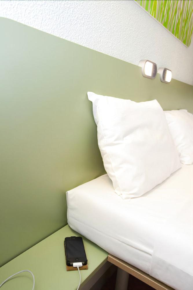 Ibis Budget Carcassonne La Cite Exterior photo